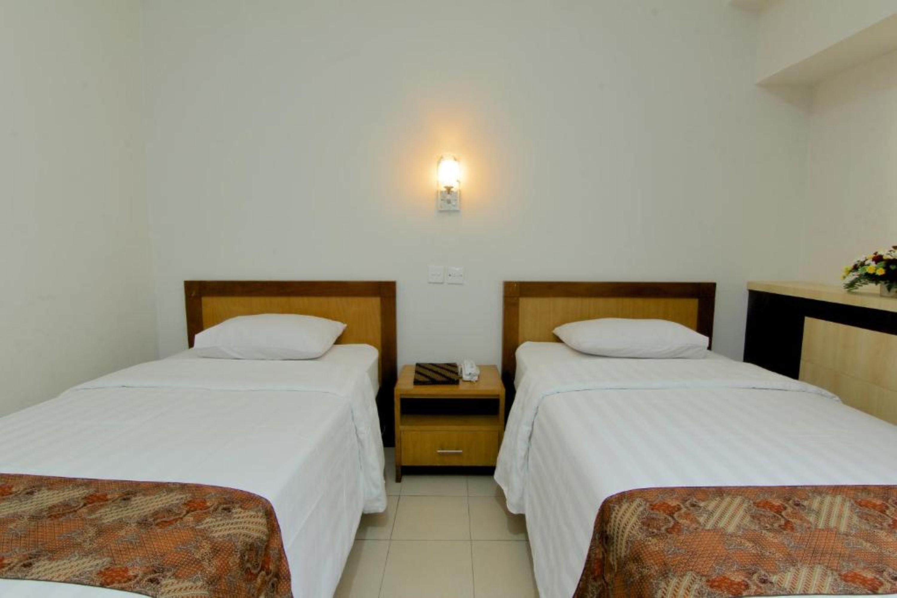 University Hotel Sunan Kalijaga Kalasan エクステリア 写真